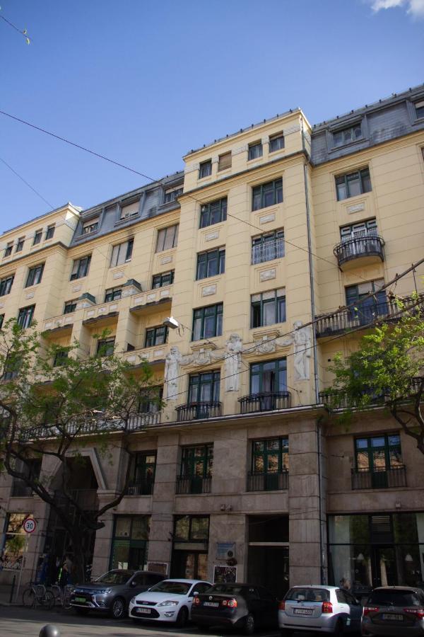 בודפשט Luxury Downtown 3 Bedroom Apartment By Synagoge With Beautiful View מראה חיצוני תמונה